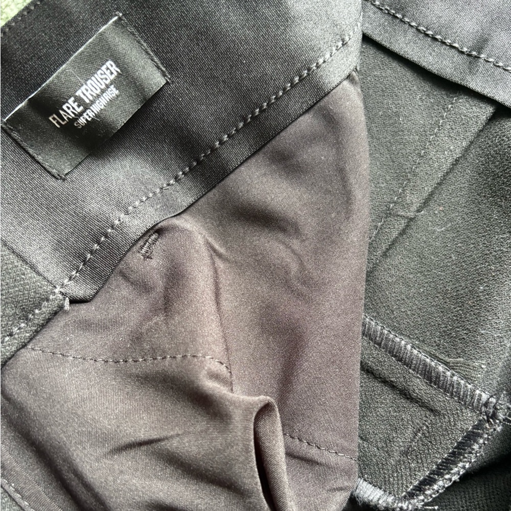 Express NWOT super high rise Flare Pants - Picture 8 of 8